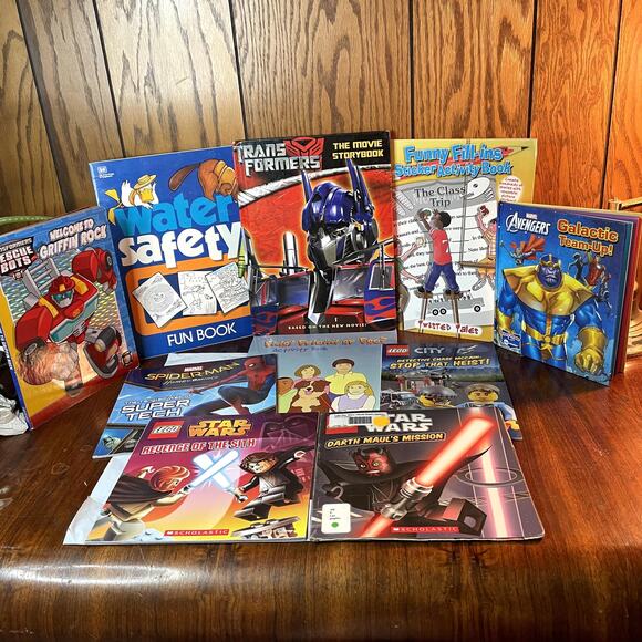 10 children's book: Lego, Avengers, Transformers + - Picture 2 of 2